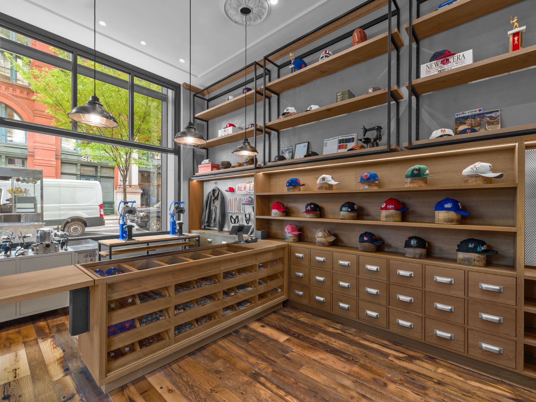 New Era New York Flagship - Interior 3